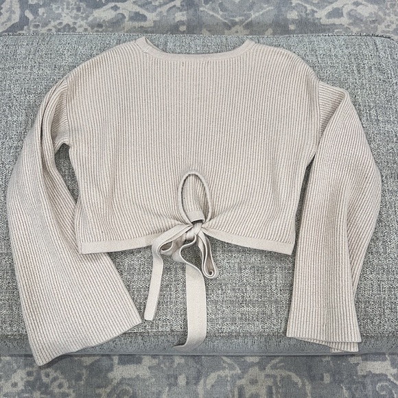 Cropped Sweater - Picture 2 of 2